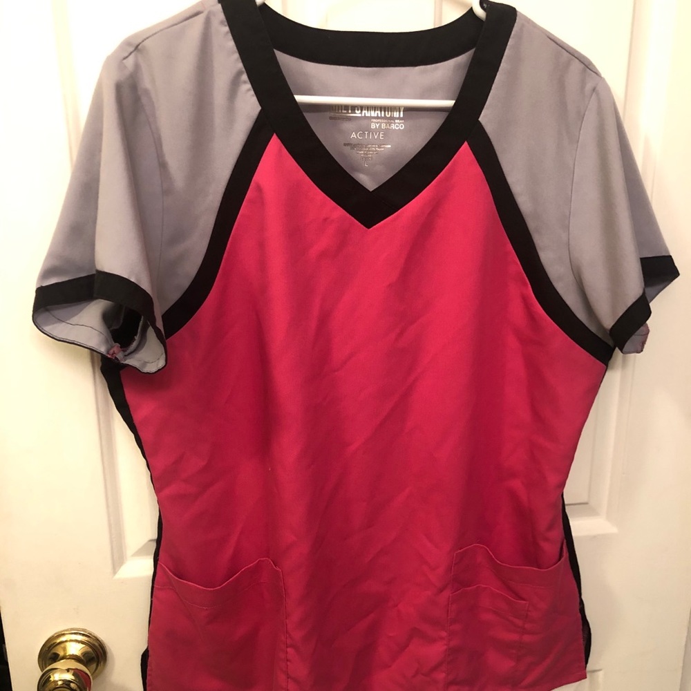 [GREY’S ANATOMY] Active Scrub Top